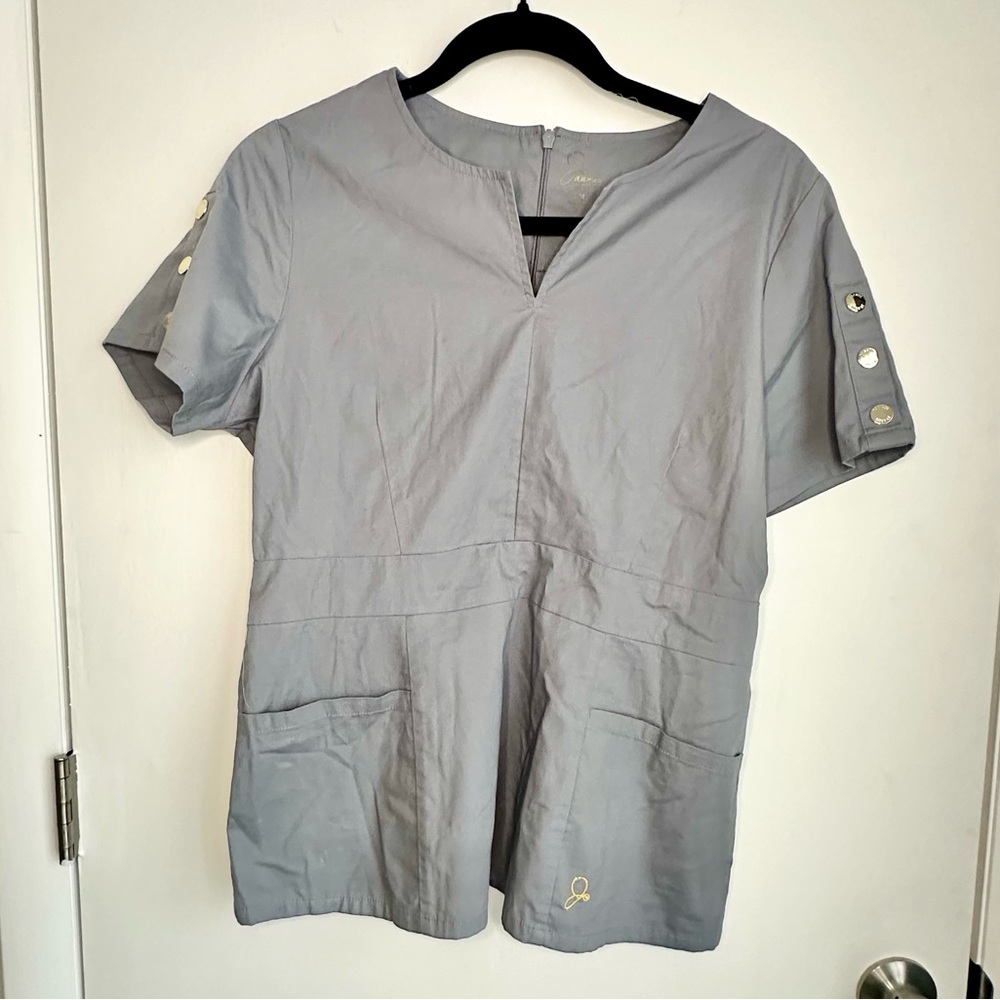 Jaanuu Grey Scrub Top